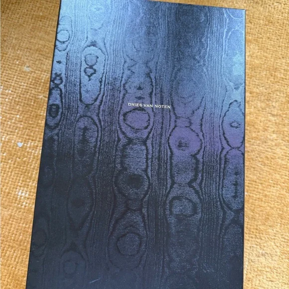 Dries Van Noten Cream & Dark Brown Croc-Embossed Mule Heels 6.5 36 1/2 - Picture 8 of 8